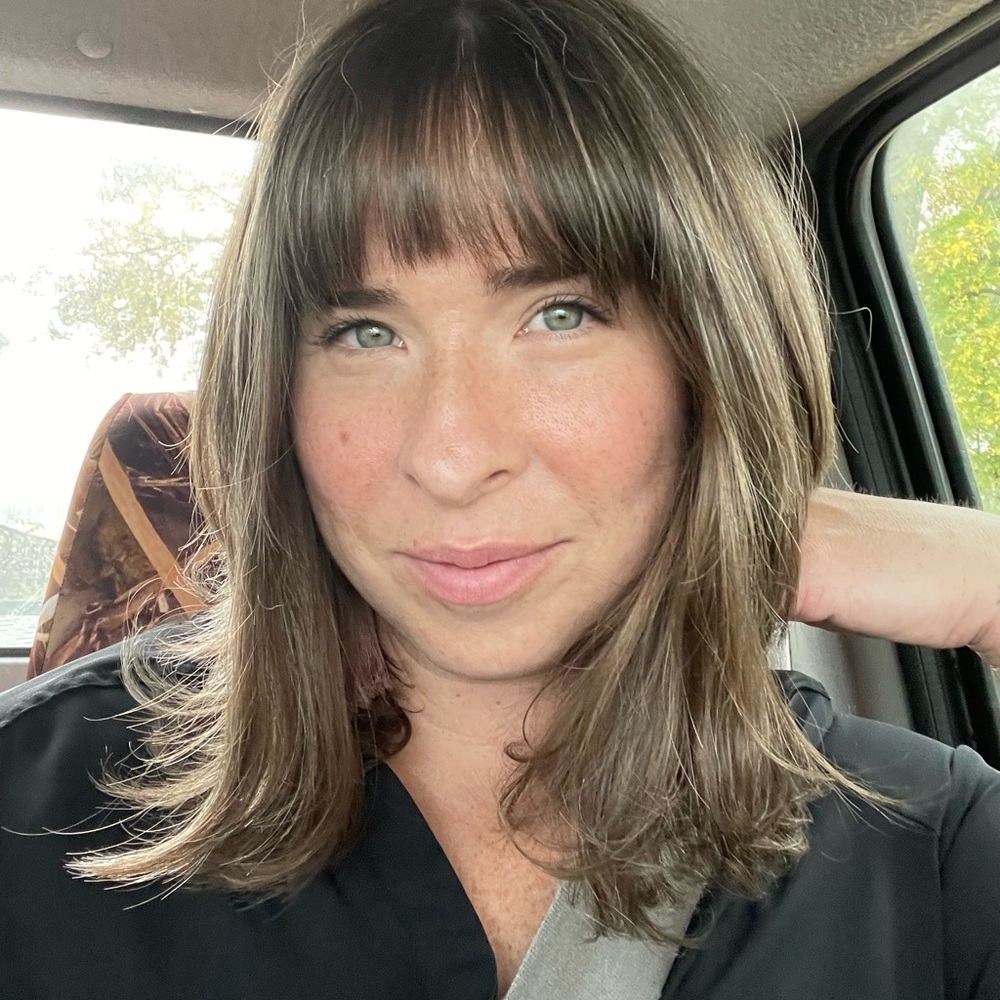 Meet your Posher, Emma
